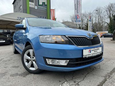 Skoda Rapid 1,6 Elegance TDI Green tec+Parkhilfe+Sitzheizung