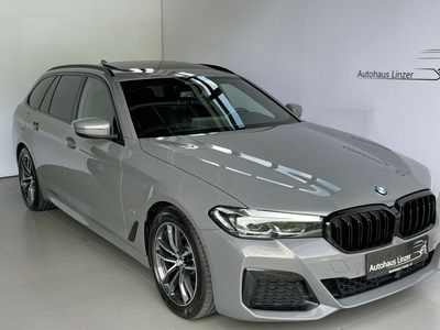 BMW 520d Touring MSport *LED*ACC*Pano*SD*AHK*Alcantara