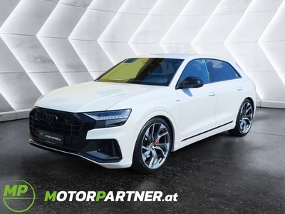 Audi Q8 45 TDI quattro **S-LINE** Luftfahrwerk