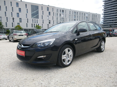 Opel Astra SportsTourer ED 1,4 Benzin Turbo