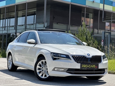 Skoda Superb // STYLE // PANORAMA // KEYLESS //