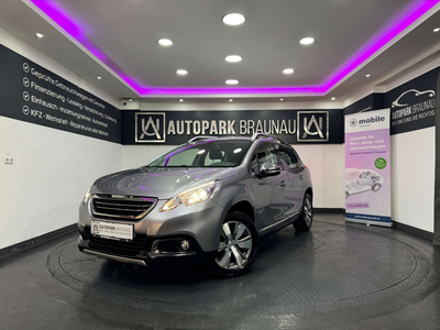 Peugeot 2008 1,2 Allure Automatik *AHK*PDC*