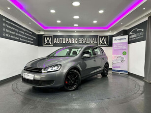 VW Golf 1,6 Trendline Sport BMT *LED*SZH*PDC*