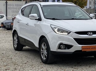 Hyundai iX35 Style AWD Automatik NAVI 16'' Kamera Sitzhzg