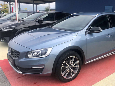 Volvo V60 Cross Country D3 Kinetic Geartronic Diesel