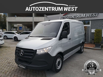 Mercedes-Benz Sprinter 214 CDI L2/H2 3259mm **Werkstattausrüstung** .....