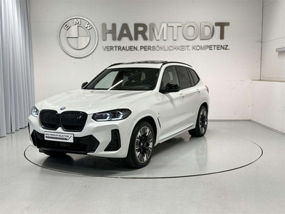 BMW iX3 Impressive