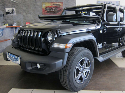 Jeep Wrangler Unlimited Sport 2,0 GME Aut.