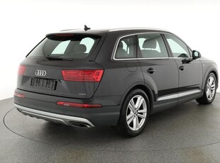 Audi Q7 50 TDI quattro S-LINE, Bose, Luft, Kamera,...