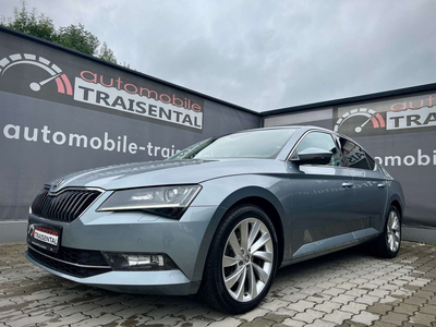 Skoda Superb 2,0 TDI Style DSG/Kessy/Navi/Schiebedach/Xenon!