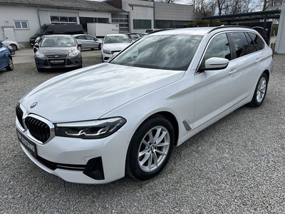 BMW 520d xDrive/1.BESITZ/WENIG KM/NEUWERTIG