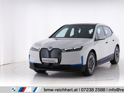 BMW iX xDrive50