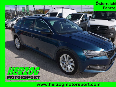 Skoda Superb Kombi 2,0 TDI Style DSG LED Pano Navi 1.Besitz