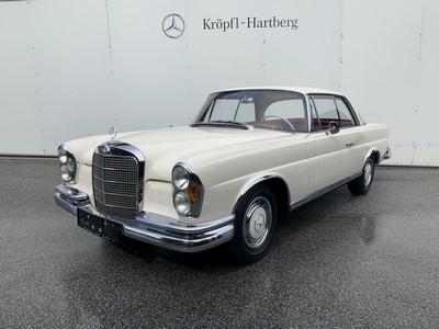 Mercedes-Benz 250 SE Coupe W11