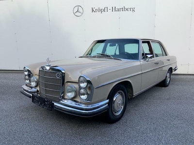 Mercedes-Benz 280 SEL