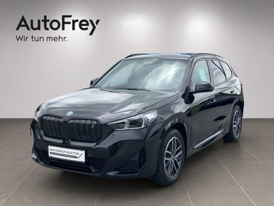 BMW iX1 xDrive30