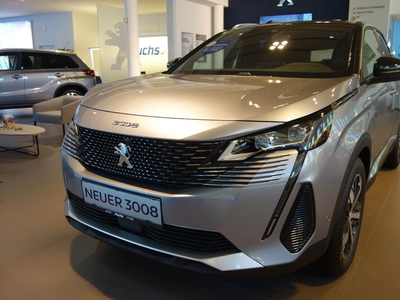 Peugeot 3008 Allure BHDI 130 EAT8 Grip Control