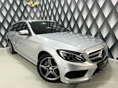 Mercedes-Benz C220d T-Modell // AMG PAKET // LED SCHEINWERFER