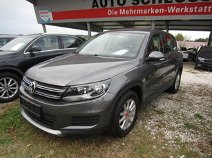 VW Tiguan Cross BlueMotionTech Sitzh.AHK