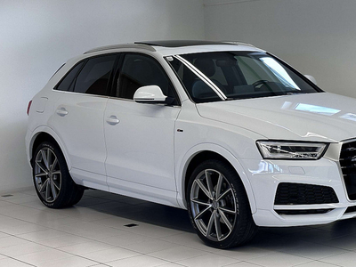 Audi Q3 2,0 TDI Sport quattro S-tronic*S-LINE*PANO*R-KA...