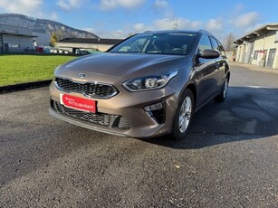 KIA ceed SW 1,4 MPI Silber