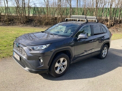 Toyota RAV4 2,5 Hybrid Active AWD mit Driver u. Winter P.