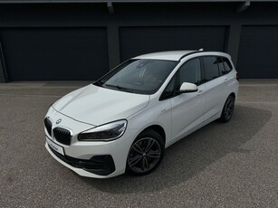 BMW 218d Gran Tourer Sport Aut. Navi Sitzheizg. Color