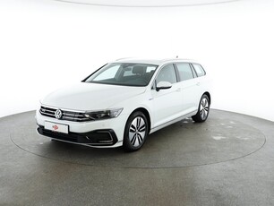 VW Passat Variant