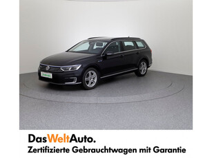 VW Passat GTE Variant