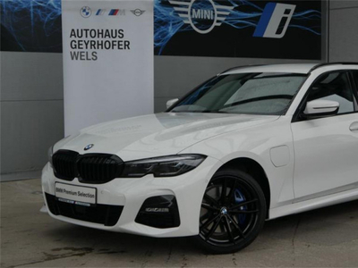 BMW 330e xDrive