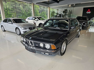 BMW 732 i