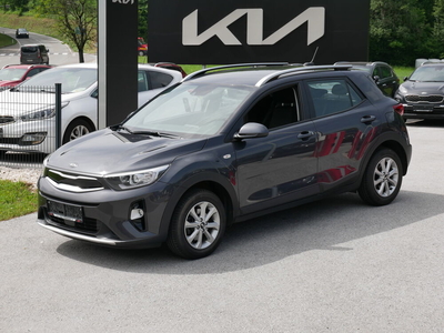 KIA Stonic Silber P1