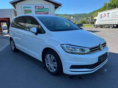 Volkswagen Touran 1,6 SCR TDI Carplay-LED-AHK-Sitzhzg.