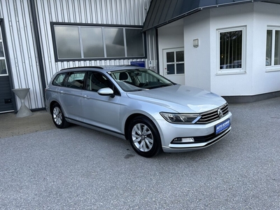 VW Passat Trendline BMT/Start-Stopp **NAVI, AHK**