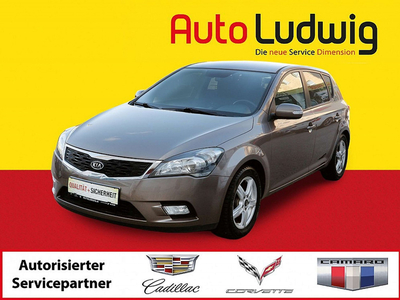 KIA Ceed 1,6 CRDi Active Pro DPF Aut.*NAVI*PDC*SH...