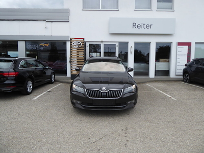 Skoda Superb Combi 1,6 TDI *NAVI*KAMERA*SMART-LINK*