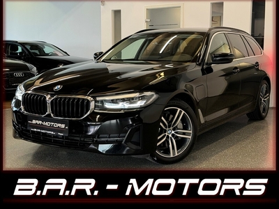 BMW 530 e xDrive *AHK*LEDER*LED*AMBIENTE*2-ZONEN*MEGA*