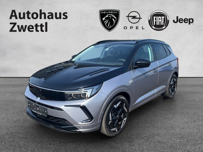 Opel Grandland Plug-In Hybrid GSE 300 PS 1.6 Direct Inj