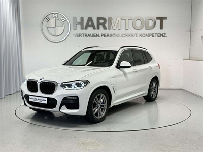 BMW X3 xDrive30e