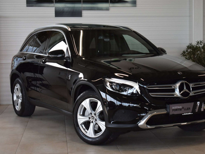 Mercedes-Benz GLC d 4Matic /Panorama/AHK/LED