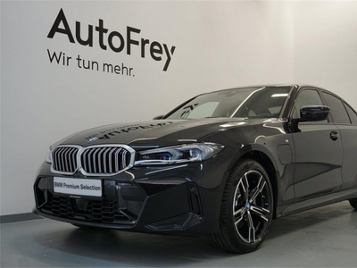 BMW 330e xDrive