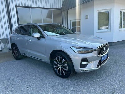 Volvo XC60 Plus Bright AWD *LED,Navi,Rückfahrkamera*