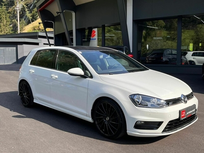 VW Golf Highline R-line DSG, 19'' Fahrwerk , Typisiert