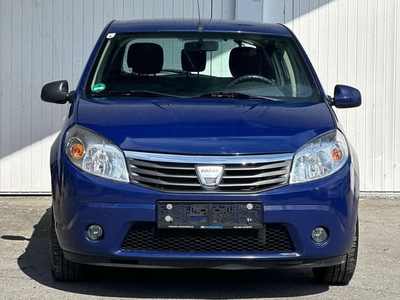 Dacia Sandero Laureate