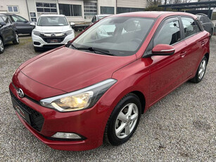 Hyundai i20 Limited Plus/WENIG KM/NEUWERTIG