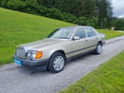 Mercedes-Benz 300 E-4 Matic, ALLRAD Automatik