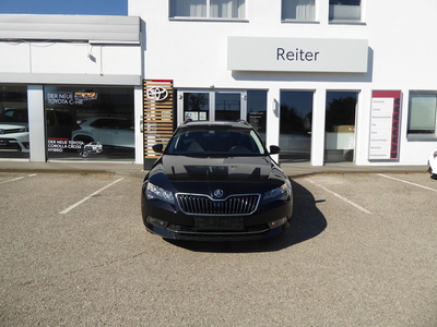 Skoda Superb Combi 1,6 TDI DSG *NAVI*KAMERA*SMART-LINK*