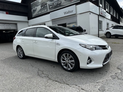 Toyota Auris TS 1800 5-Tg VVT-I Hybrid Lounge