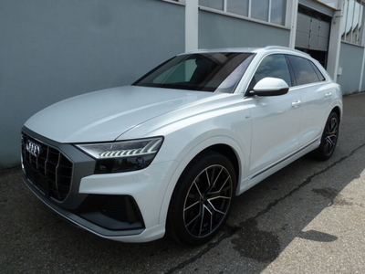 Audi Q8 50 TDI quattro S-LINE*HD MATRIX*AHK*LEDER