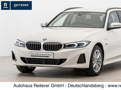 BMW 330e xDrive